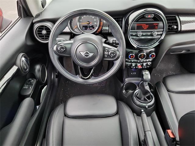 2015 Mini Cooper s Base, available for sale in Stratford, Connecticut | Wiz Leasing Inc. Stratford, Connecticut 2015 Mini Cooper s Base, available for sale in Stratford, Connecticut | Wiz Leasing Inc. Stratford, Connecticut
