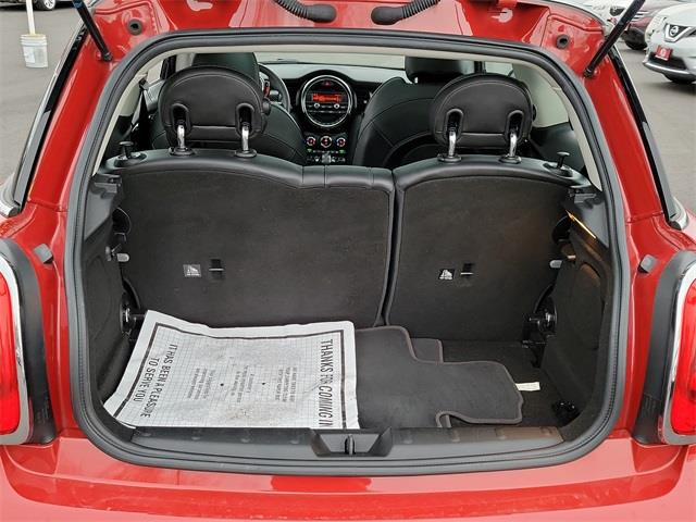2015 Mini Cooper s Base, available for sale in Stratford, Connecticut | Wiz Leasing Inc. Stratford, Connecticut 2015 Mini Cooper s Base, available for sale in Stratford, Connecticut | Wiz Leasing Inc. Stratford, Connecticut