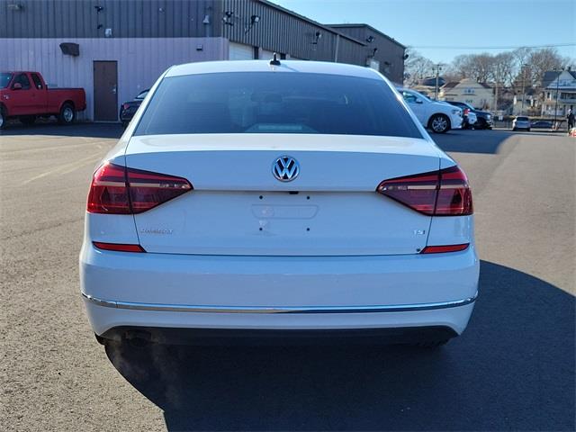 2019 Volkswagen Passat 2.0T Wolfsburg, available for sale in Stratford, Connecticut | Wiz Leasing Inc. Stratford, Connecticut 2019 Volkswagen Passat 2.0T Wolfsburg, available for sale in Stratford, Connecticut | Wiz Leasing Inc. Stratford, Connecticut