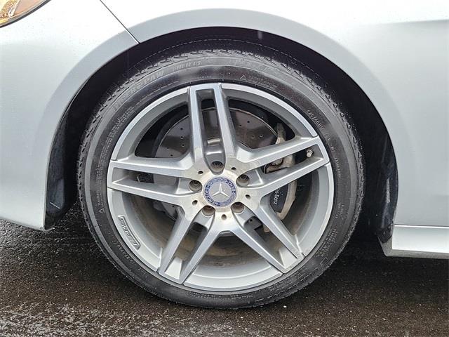 2015 Mercedes-benz E-class E 350, available for sale in Stratford, Connecticut | Wiz Leasing Inc. Stratford, Connecticut 2015 Mercedes-benz E-class E 350, available for sale in Stratford, Connecticut | Wiz Leasing Inc. Stratford, Connecticut