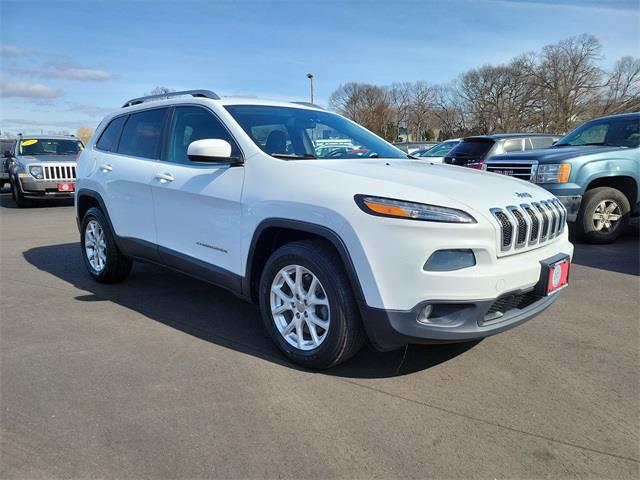 2014 Jeep Cherokee Latitude, available for sale in Stratford, Connecticut | Wiz Leasing Inc. Stratford, Connecticut 2014 Jeep Cherokee Latitude, available for sale in Stratford, Connecticut | Wiz Leasing Inc. Stratford, Connecticut