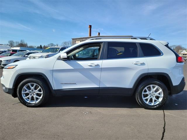 2014 Jeep Cherokee Latitude, available for sale in Stratford, Connecticut | Wiz Leasing Inc. Stratford, Connecticut 2014 Jeep Cherokee Latitude, available for sale in Stratford, Connecticut | Wiz Leasing Inc. Stratford, Connecticut