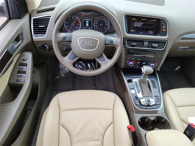 2014 Audi Q5 2.0T Premium Plus, available for sale in Stratford, Connecticut | Wiz Leasing Inc. Stratford, Connecticut 2014 Audi Q5 2.0T Premium Plus, available for sale in Stratford, Connecticut | Wiz Leasing Inc. Stratford, Connecticut