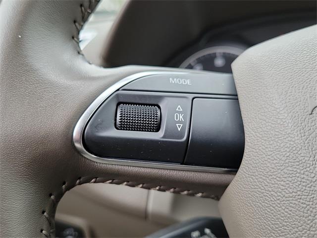2014 Audi Q5 2.0T Premium Plus, available for sale in Stratford, Connecticut | Wiz Leasing Inc. Stratford, Connecticut 2014 Audi Q5 2.0T Premium Plus, available for sale in Stratford, Connecticut | Wiz Leasing Inc. Stratford, Connecticut