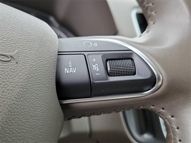 2014 Audi Q5 2.0T Premium Plus, available for sale in Stratford, Connecticut | Wiz Leasing Inc. Stratford, Connecticut 2014 Audi Q5 2.0T Premium Plus, available for sale in Stratford, Connecticut | Wiz Leasing Inc. Stratford, Connecticut