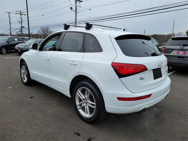 2014 Audi Q5 2.0T Premium Plus, available for sale in Stratford, Connecticut | Wiz Leasing Inc. Stratford, Connecticut 2014 Audi Q5 2.0T Premium Plus, available for sale in Stratford, Connecticut | Wiz Leasing Inc. Stratford, Connecticut