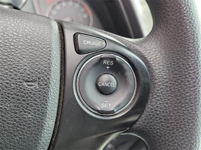 2013 Honda Accord EX, available for sale in Stratford, Connecticut | Wiz Leasing Inc. Stratford, Connecticut 2013 Honda Accord EX, available for sale in Stratford, Connecticut | Wiz Leasing Inc. Stratford, Connecticut