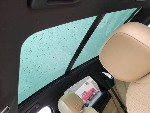 2019 Porsche Cayenne Base, available for sale in Stratford, Connecticut | Wiz Leasing Inc. Stratford, Connecticut 2019 Porsche Cayenne Base, available for sale in Stratford, Connecticut | Wiz Leasing Inc. Stratford, Connecticut