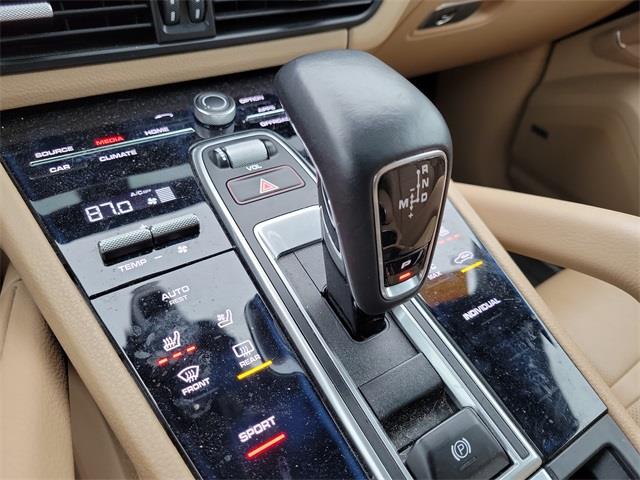 2019 Porsche Cayenne Base, available for sale in Stratford, Connecticut | Wiz Leasing Inc. Stratford, Connecticut 2019 Porsche Cayenne Base, available for sale in Stratford, Connecticut | Wiz Leasing Inc. Stratford, Connecticut