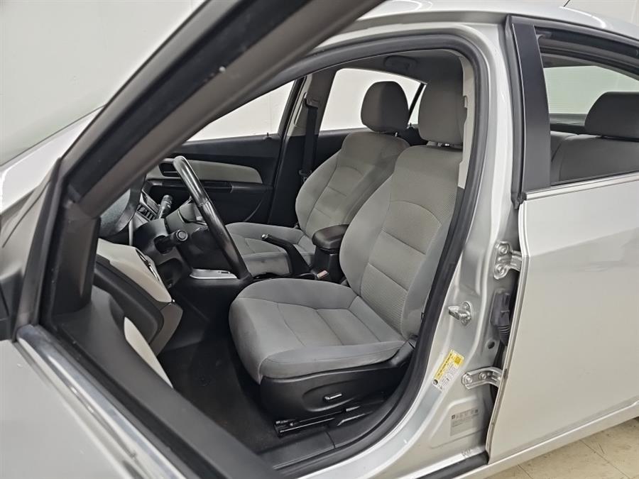 2013 Chevrolet Cruze 4dr Sdn Auto 1LT, available for sale in West Haven, Connecticut | Auto Fair Inc.. West Haven, Connecticut 2013 Chevrolet Cruze 4dr Sdn Auto 1LT, available for sale in West Haven, Connecticut | Auto Fair Inc.. West Haven, Connecticut