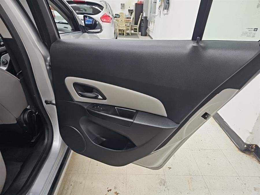 2013 Chevrolet Cruze 4dr Sdn Auto 1LT, available for sale in West Haven, Connecticut | Auto Fair Inc.. West Haven, Connecticut 2013 Chevrolet Cruze 4dr Sdn Auto 1LT, available for sale in West Haven, Connecticut | Auto Fair Inc.. West Haven, Connecticut