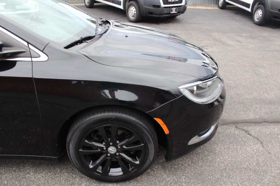 2016 Chrysler 200 4dr Sdn Limited FWD, available for sale in Deer Park, New York | Car Tec Enterprise Leasing & Sales LLC. Deer Park, New York 2016 Chrysler 200 4dr Sdn Limited FWD, available for sale in Deer Park, New York | Car Tec Enterprise Leasing & Sales LLC. Deer Park, New York