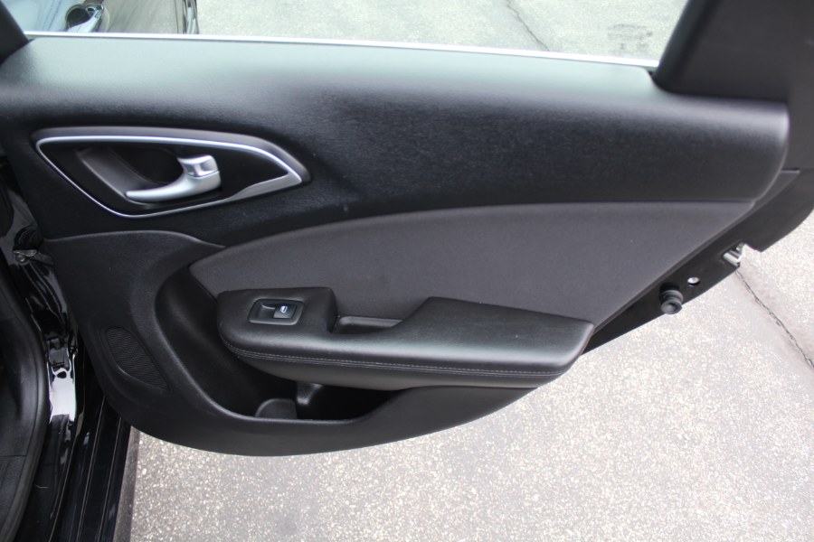 2016 Chrysler 200 4dr Sdn Limited FWD, available for sale in Deer Park, New York | Car Tec Enterprise Leasing & Sales LLC. Deer Park, New York 2016 Chrysler 200 4dr Sdn Limited FWD, available for sale in Deer Park, New York | Car Tec Enterprise Leasing & Sales LLC. Deer Park, New York