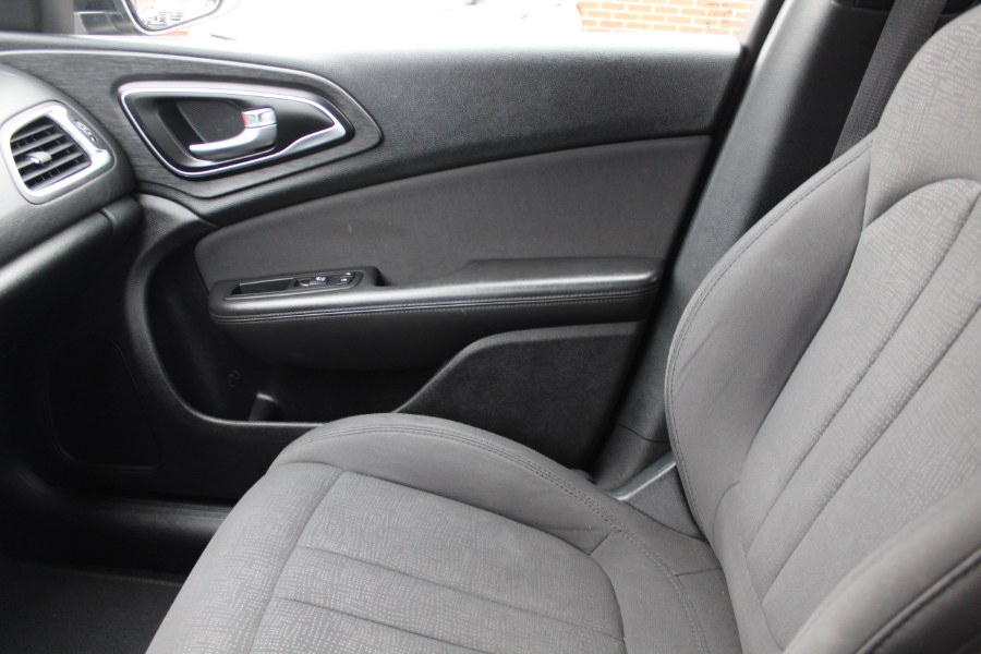 2016 Chrysler 200 4dr Sdn Limited FWD, available for sale in Deer Park, New York | Car Tec Enterprise Leasing & Sales LLC. Deer Park, New York 2016 Chrysler 200 4dr Sdn Limited FWD, available for sale in Deer Park, New York | Car Tec Enterprise Leasing & Sales LLC. Deer Park, New York