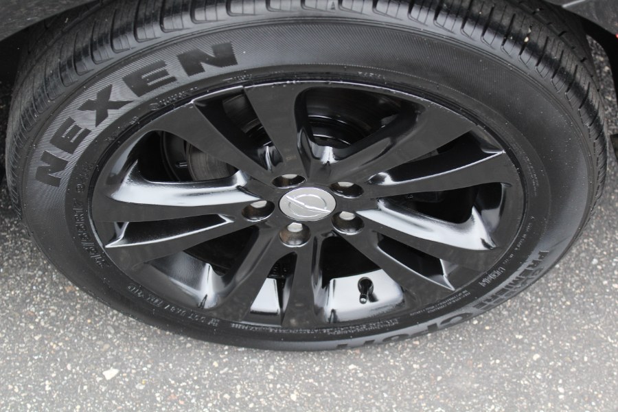 2016 Chrysler 200 4dr Sdn Limited FWD, available for sale in Deer Park, New York | Car Tec Enterprise Leasing & Sales LLC. Deer Park, New York 2016 Chrysler 200 4dr Sdn Limited FWD, available for sale in Deer Park, New York | Car Tec Enterprise Leasing & Sales LLC. Deer Park, New York