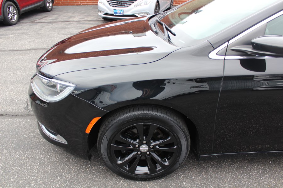 2016 Chrysler 200 4dr Sdn Limited FWD, available for sale in Deer Park, New York | Car Tec Enterprise Leasing & Sales LLC. Deer Park, New York 2016 Chrysler 200 4dr Sdn Limited FWD, available for sale in Deer Park, New York | Car Tec Enterprise Leasing & Sales LLC. Deer Park, New York