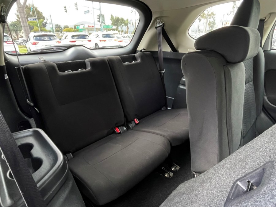 2018 Mitsubishi Outlander SE FWD, available for sale in Corona, California | Green Light Auto. Corona, California 2018 Mitsubishi Outlander SE FWD, available for sale in Corona, California | Green Light Auto. Corona, California