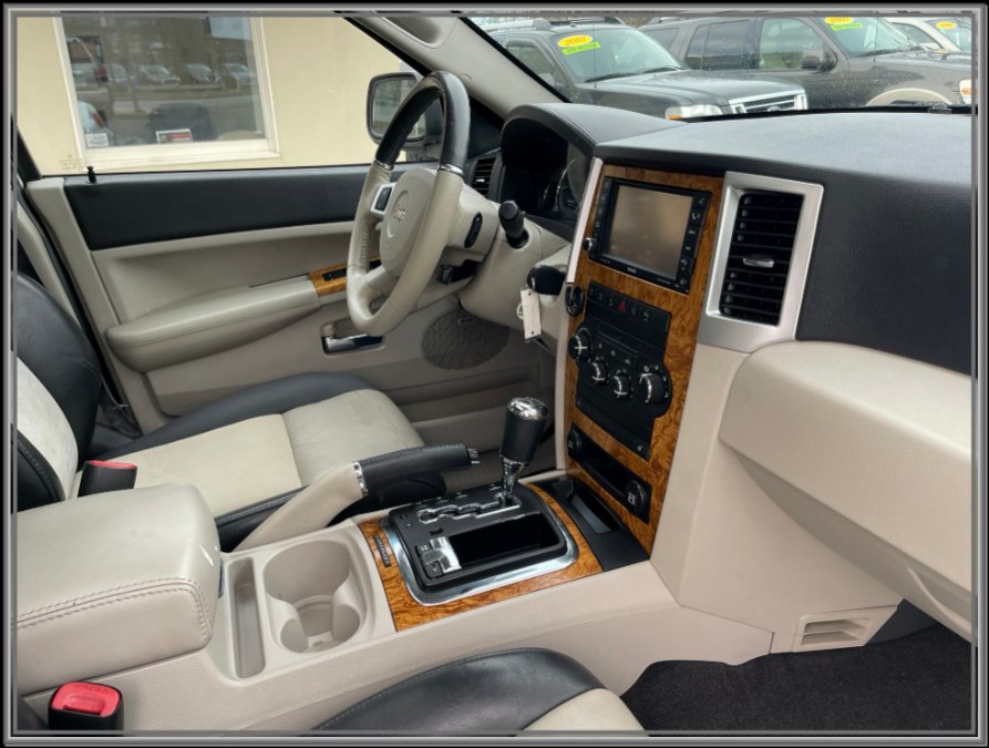 2010 Jeep Grand Cherokee 4WD 4dr Limited, available for sale in Huntington Station, New York | My Auto Inc.. Huntington Station, New York 2010 Jeep Grand Cherokee 4WD 4dr Limited, available for sale in Huntington Station, New York | My Auto Inc.. Huntington Station, New York