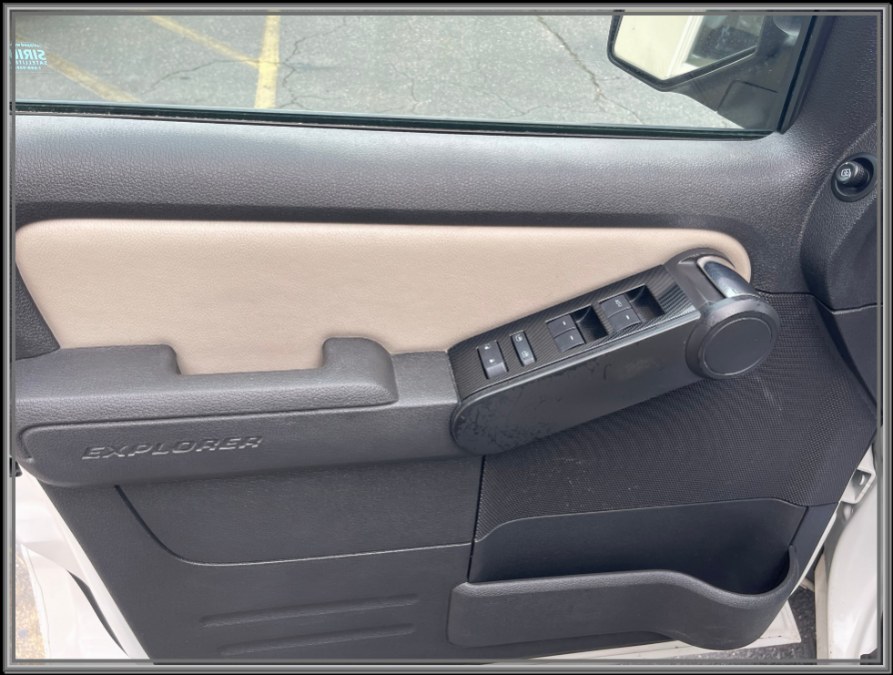 2008 Ford Explorer 4WD 4dr V8 XLT, available for sale in Huntington Station, New York | My Auto Inc.. Huntington Station, New York 2008 Ford Explorer 4WD 4dr V8 XLT, available for sale in Huntington Station, New York | My Auto Inc.. Huntington Station, New York