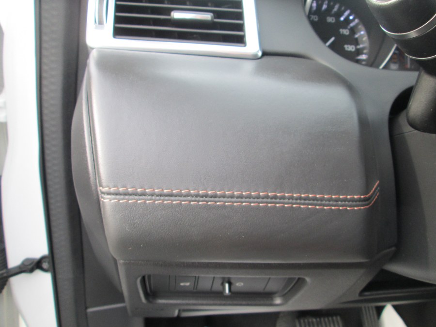 2015 Land Rover Discovery Sport AWD 4dr HSE LUX, available for sale in Massapequa, New York | South Shore Auto Brokers & Sales. Massapequa, New York 2015 Land Rover Discovery Sport AWD 4dr HSE LUX, available for sale in Massapequa, New York | South Shore Auto Brokers & Sales. Massapequa, New York