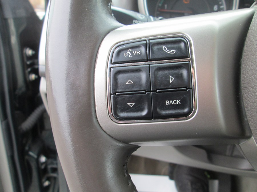 2011 Jeep Grand Cherokee 4WD 4dr Laredo, available for sale in Massapequa, New York | South Shore Auto Brokers & Sales. Massapequa, New York 2011 Jeep Grand Cherokee 4WD 4dr Laredo, available for sale in Massapequa, New York | South Shore Auto Brokers & Sales. Massapequa, New York