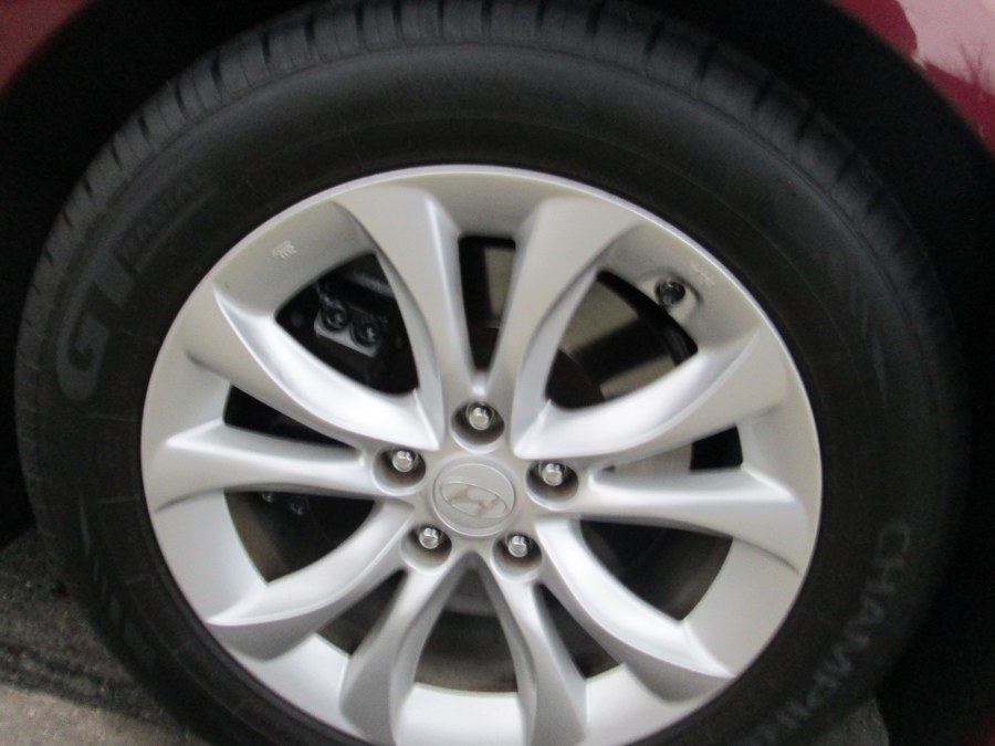 2013 Hyundai Genesis 4dr Sdn V6 3.8L, available for sale in Massapequa, New York | South Shore Auto Brokers & Sales. Massapequa, New York 2013 Hyundai Genesis 4dr Sdn V6 3.8L, available for sale in Massapequa, New York | South Shore Auto Brokers & Sales. Massapequa, New York