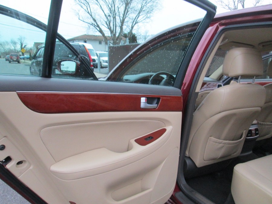 2013 Hyundai Genesis 4dr Sdn V6 3.8L, available for sale in Massapequa, New York | South Shore Auto Brokers & Sales. Massapequa, New York 2013 Hyundai Genesis 4dr Sdn V6 3.8L, available for sale in Massapequa, New York | South Shore Auto Brokers & Sales. Massapequa, New York