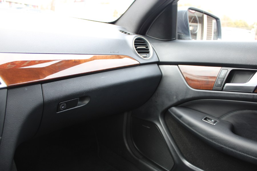 2015 Mercedes-Benz C-Class 2dr Cpe C 350 4MATIC, available for sale in Plantsville, Connecticut | Auto House of Luxury. Plantsville, Connecticut 2015 Mercedes-Benz C-Class 2dr Cpe C 350 4MATIC, available for sale in Plantsville, Connecticut | Auto House of Luxury. Plantsville, Connecticut