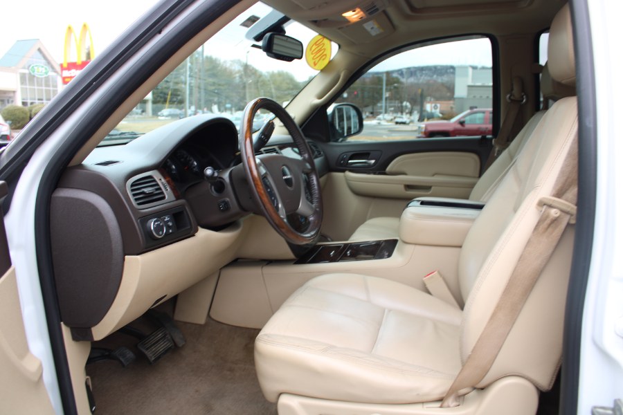 2009 GMC Yukon Denali AWD 4dr, available for sale in Plantsville, Connecticut | Auto House of Luxury. Plantsville, Connecticut 2009 GMC Yukon Denali AWD 4dr, available for sale in Plantsville, Connecticut | Auto House of Luxury. Plantsville, Connecticut