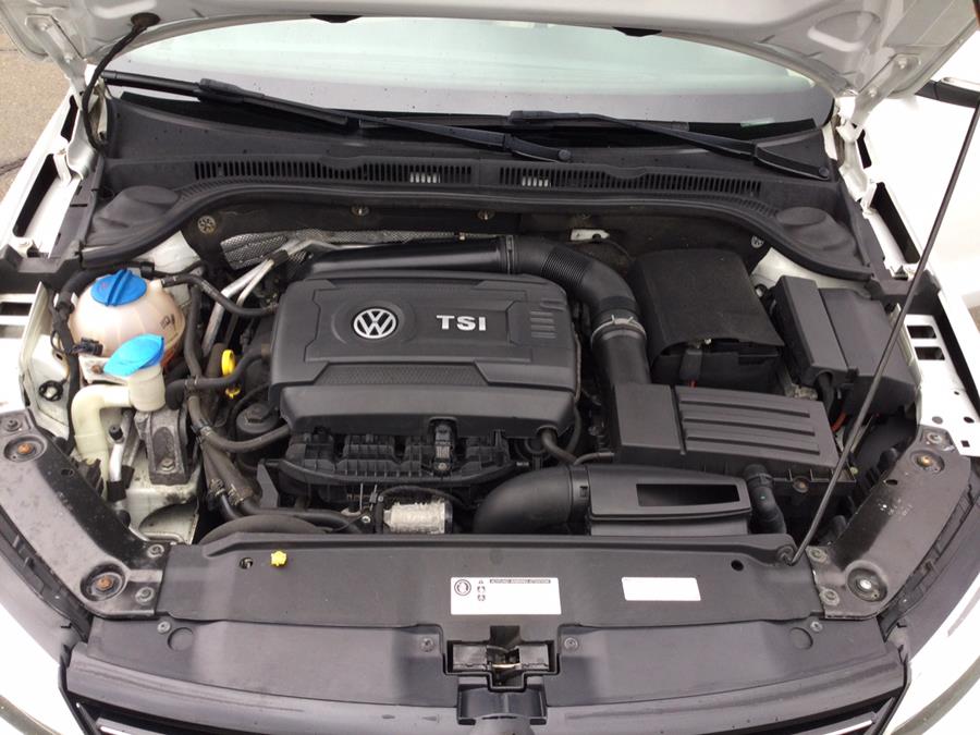 2014 Volkswagen Jetta Sedan 4dr Auto SE PZEV, available for sale in Plantsville, Connecticut | L&S Automotive LLC. Plantsville, Connecticut 2014 Volkswagen Jetta Sedan 4dr Auto SE PZEV, available for sale in Plantsville, Connecticut | L&S Automotive LLC. Plantsville, Connecticut