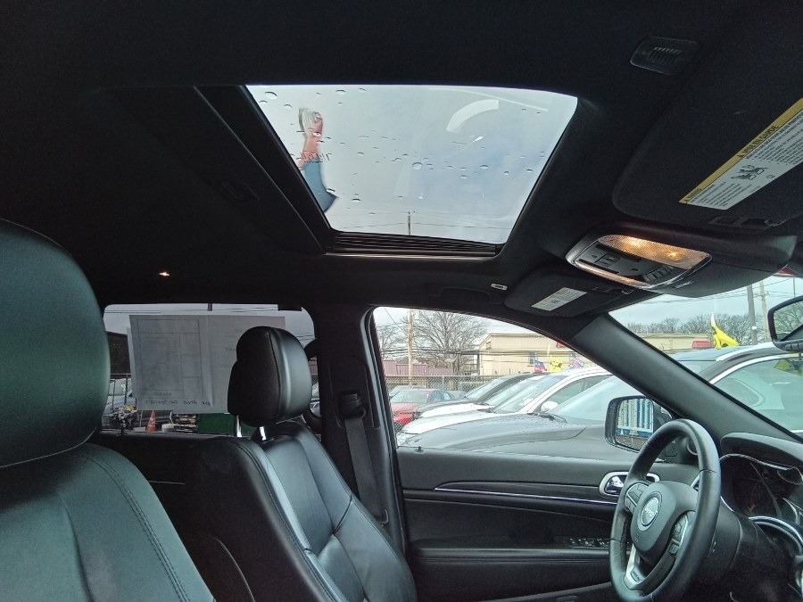 2019 Jeep Grand Cherokee Limited 4x4, available for sale in Irvington, New Jersey | NJ Used Cars Center. Irvington, New Jersey 2019 Jeep Grand Cherokee Limited 4x4, available for sale in Irvington, New Jersey | NJ Used Cars Center. Irvington, New Jersey