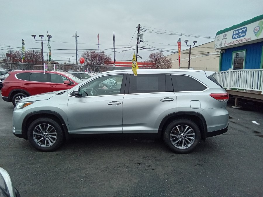 2019 Toyota Highlander XLE V6 AWD (Natl), available for sale in Irvington, New Jersey | NJ Used Cars Center. Irvington, New Jersey 2019 Toyota Highlander XLE V6 AWD (Natl), available for sale in Irvington, New Jersey | NJ Used Cars Center. Irvington, New Jersey