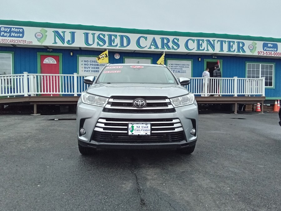 2019 Toyota Highlander XLE V6 AWD (Natl), available for sale in Irvington, New Jersey | NJ Used Cars Center. Irvington, New Jersey 2019 Toyota Highlander XLE V6 AWD (Natl), available for sale in Irvington, New Jersey | NJ Used Cars Center. Irvington, New Jersey