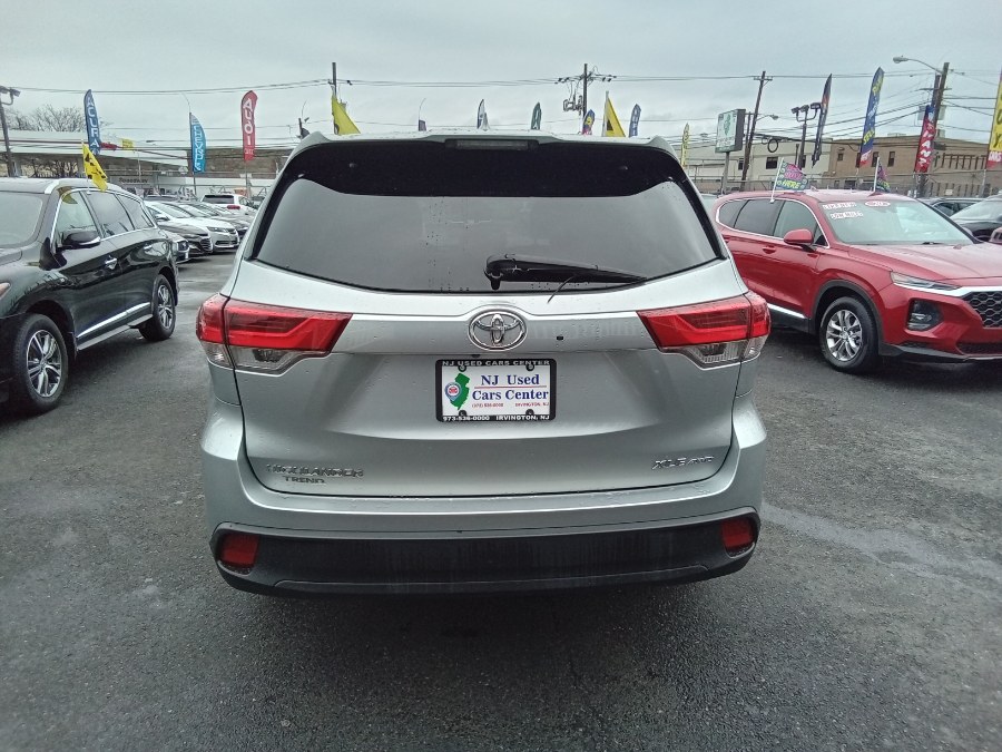 2019 Toyota Highlander XLE V6 AWD (Natl), available for sale in Irvington, New Jersey | NJ Used Cars Center. Irvington, New Jersey 2019 Toyota Highlander XLE V6 AWD (Natl), available for sale in Irvington, New Jersey | NJ Used Cars Center. Irvington, New Jersey