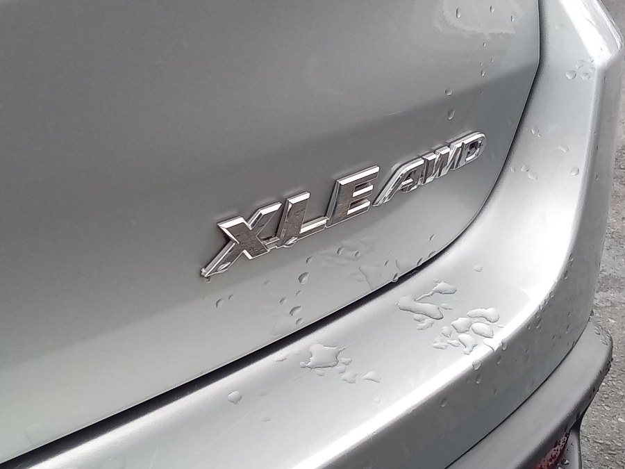 2019 Toyota Highlander XLE V6 AWD (Natl), available for sale in Irvington, New Jersey | NJ Used Cars Center. Irvington, New Jersey 2019 Toyota Highlander XLE V6 AWD (Natl), available for sale in Irvington, New Jersey | NJ Used Cars Center. Irvington, New Jersey