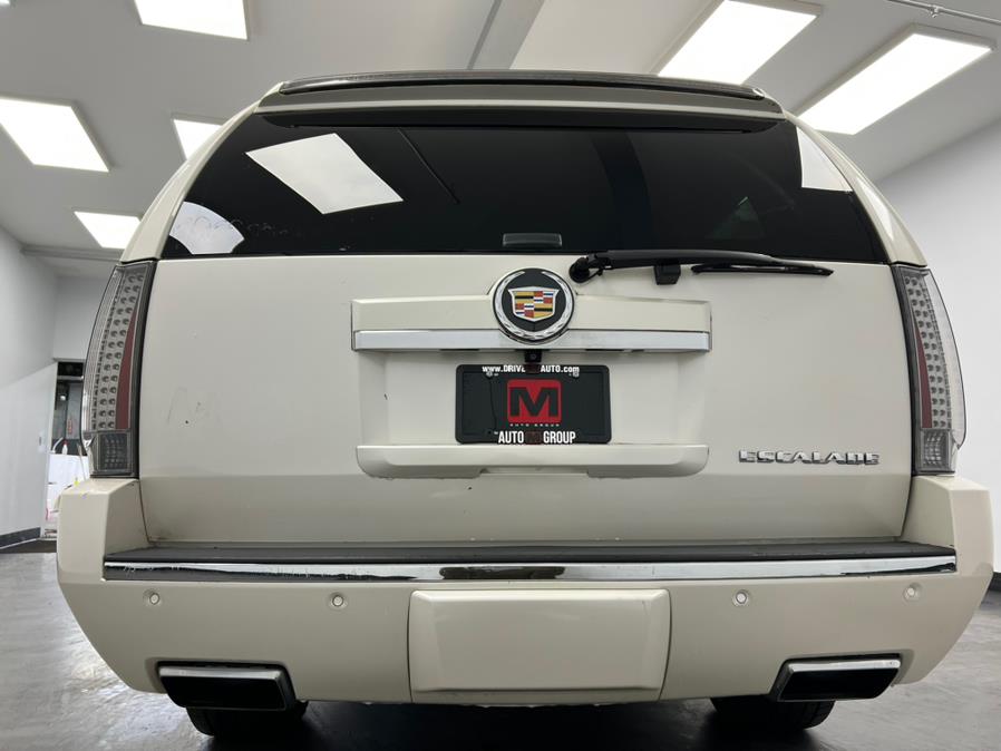 2013 Cadillac Escalade ESV AWD 4dr Premium, available for sale in Elizabeth, New Jersey | M Auto Group. Elizabeth, New Jersey 2013 Cadillac Escalade ESV AWD 4dr Premium, available for sale in Elizabeth, New Jersey | M Auto Group. Elizabeth, New Jersey