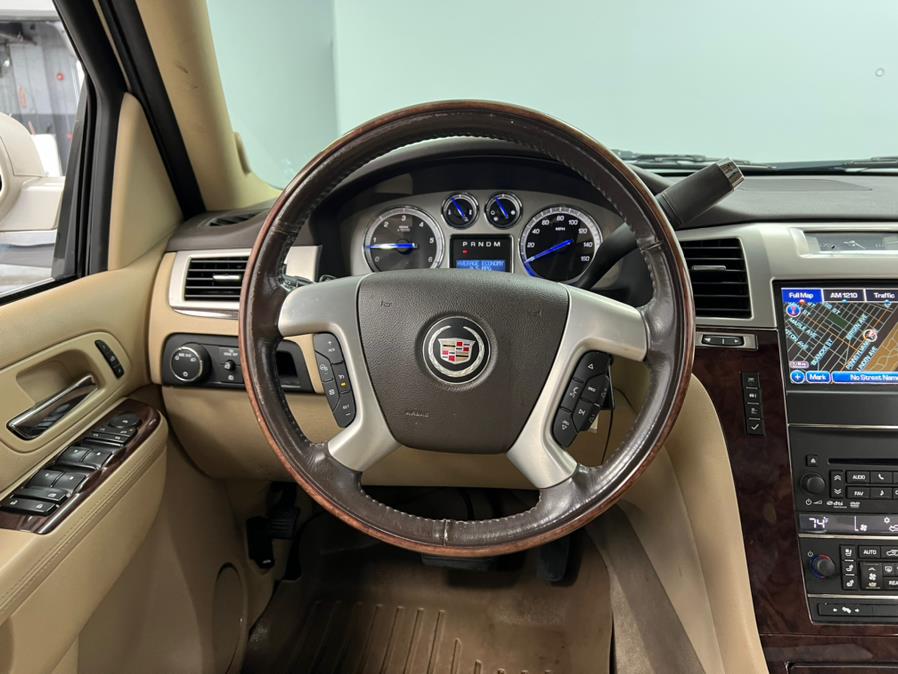 2013 Cadillac Escalade ESV AWD 4dr Premium, available for sale in Elizabeth, New Jersey | M Auto Group. Elizabeth, New Jersey 2013 Cadillac Escalade ESV AWD 4dr Premium, available for sale in Elizabeth, New Jersey | M Auto Group. Elizabeth, New Jersey