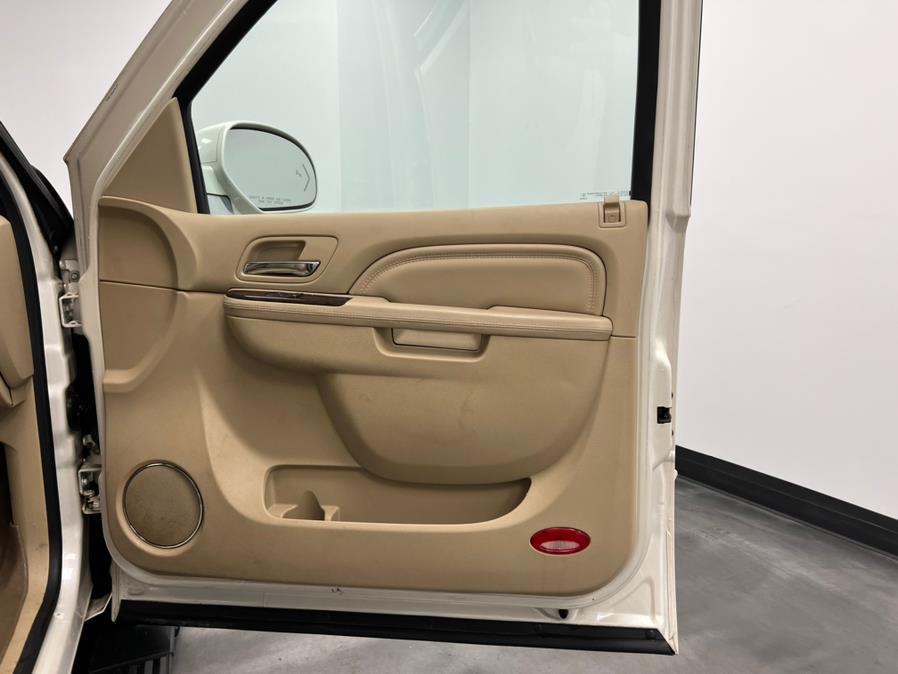 2013 Cadillac Escalade ESV AWD 4dr Premium, available for sale in Elizabeth, New Jersey | M Auto Group. Elizabeth, New Jersey 2013 Cadillac Escalade ESV AWD 4dr Premium, available for sale in Elizabeth, New Jersey | M Auto Group. Elizabeth, New Jersey