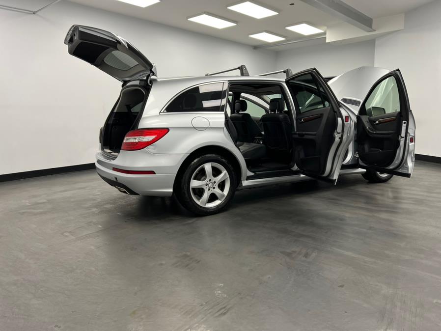 2011 Mercedes-Benz R-Class 4MATIC 4dr R350, available for sale in Elizabeth, New Jersey | M Auto Group. Elizabeth, New Jersey 2011 Mercedes-Benz R-Class 4MATIC 4dr R350, available for sale in Elizabeth, New Jersey | M Auto Group. Elizabeth, New Jersey