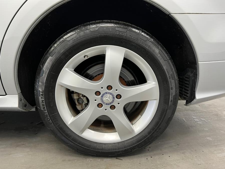 2011 Mercedes-Benz R-Class 4MATIC 4dr R350, available for sale in Elizabeth, New Jersey | M Auto Group. Elizabeth, New Jersey 2011 Mercedes-Benz R-Class 4MATIC 4dr R350, available for sale in Elizabeth, New Jersey | M Auto Group. Elizabeth, New Jersey