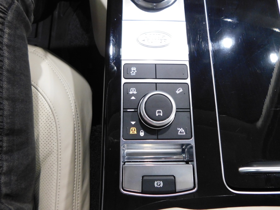 2020 Land Rover Range Rover HSE SWB, available for sale in Lodi, New Jersey | Auto Gallery. Lodi, New Jersey 2020 Land Rover Range Rover HSE SWB, available for sale in Lodi, New Jersey | Auto Gallery. Lodi, New Jersey