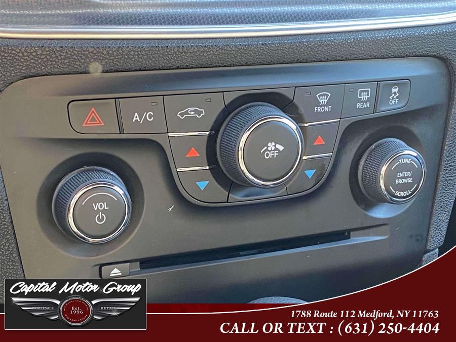 2014 Dodge Charger 4dr Sdn SE RWD, available for sale in Medford, New York | Capital Motor Group Inc. Medford, New York 2014 Dodge Charger 4dr Sdn SE RWD, available for sale in Medford, New York | Capital Motor Group Inc. Medford, New York