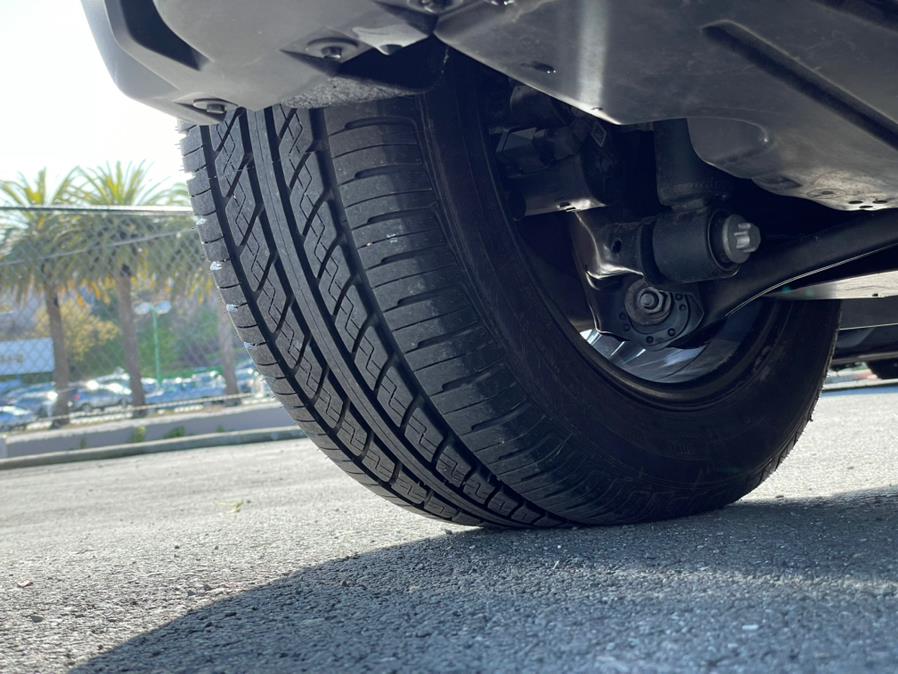 2022 MINI Cooper SE Signature Trim, available for sale in Daly City, California | Green Light Auto Wholesale. Daly City, California 2022 MINI Cooper SE Signature Trim, available for sale in Daly City, California | Green Light Auto Wholesale. Daly City, California