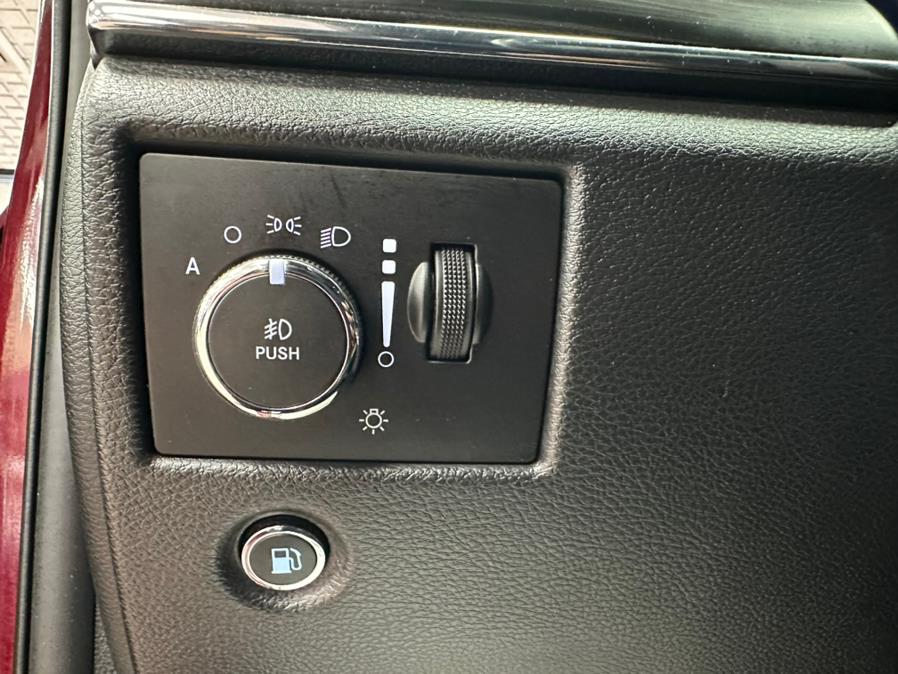 2020 Jeep Grand Cherokee Limited 4x4, available for sale in Massapequa Park, New York | Power Motors East. Massapequa Park, New York 2020 Jeep Grand Cherokee Limited 4x4, available for sale in Massapequa Park, New York | Power Motors East. Massapequa Park, New York
