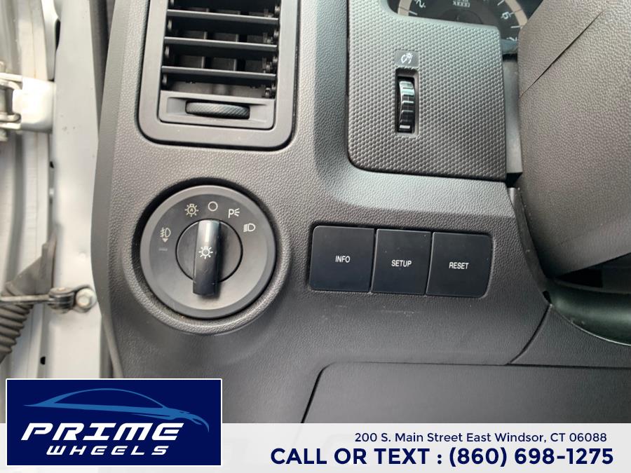 2010 Ford Escape FWD 4dr XLT, available for sale in East Windsor, Connecticut | Prime Wheels. East Windsor, Connecticut 2010 Ford Escape FWD 4dr XLT, available for sale in East Windsor, Connecticut | Prime Wheels. East Windsor, Connecticut