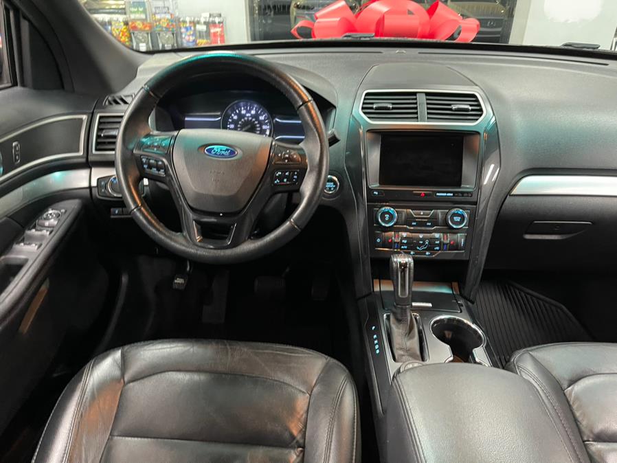 2016 Ford Explorer 4WD 4dr XLT, available for sale in Inwood, New York | 5 Towns Drive. Inwood, New York 2016 Ford Explorer 4WD 4dr XLT, available for sale in Inwood, New York | 5 Towns Drive. Inwood, New York