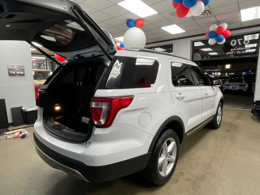 2016 Ford Explorer 4WD 4dr XLT, available for sale in Inwood, New York | 5 Towns Drive. Inwood, New York 2016 Ford Explorer 4WD 4dr XLT, available for sale in Inwood, New York | 5 Towns Drive. Inwood, New York