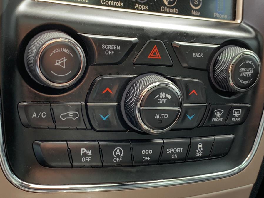 2017 Jeep Grand Cherokee Overland 4x4, available for sale in Hillside, New Jersey | Champion Auto Hillside. Hillside, New Jersey 2017 Jeep Grand Cherokee Overland 4x4, available for sale in Hillside, New Jersey | Champion Auto Hillside. Hillside, New Jersey