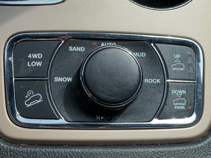 2017 Jeep Grand Cherokee Overland 4x4, available for sale in Hillside, New Jersey | Champion Auto Hillside. Hillside, New Jersey 2017 Jeep Grand Cherokee Overland 4x4, available for sale in Hillside, New Jersey | Champion Auto Hillside. Hillside, New Jersey