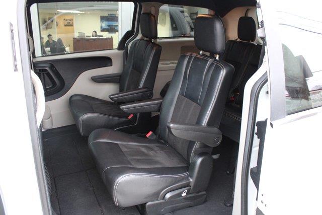 2020 Dodge Grand Caravan SXT, available for sale in Elmont, New York | NY Luxury Motors. Elmont, New York 2020 Dodge Grand Caravan SXT, available for sale in Elmont, New York | NY Luxury Motors. Elmont, New York
